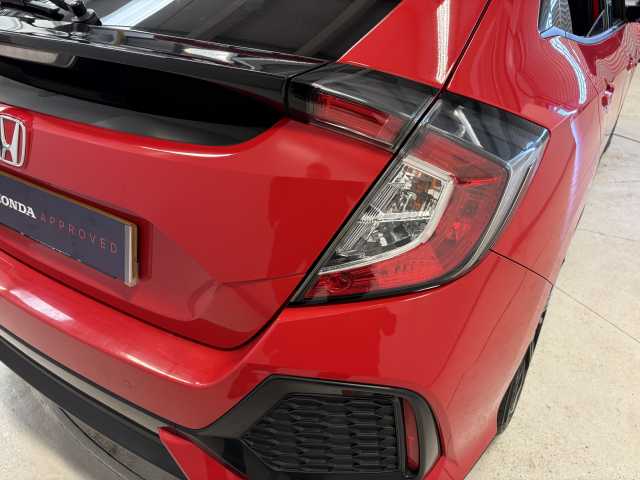 Honda Civic 1.0 VTEC Turbo 126 Sport Line 5dr 