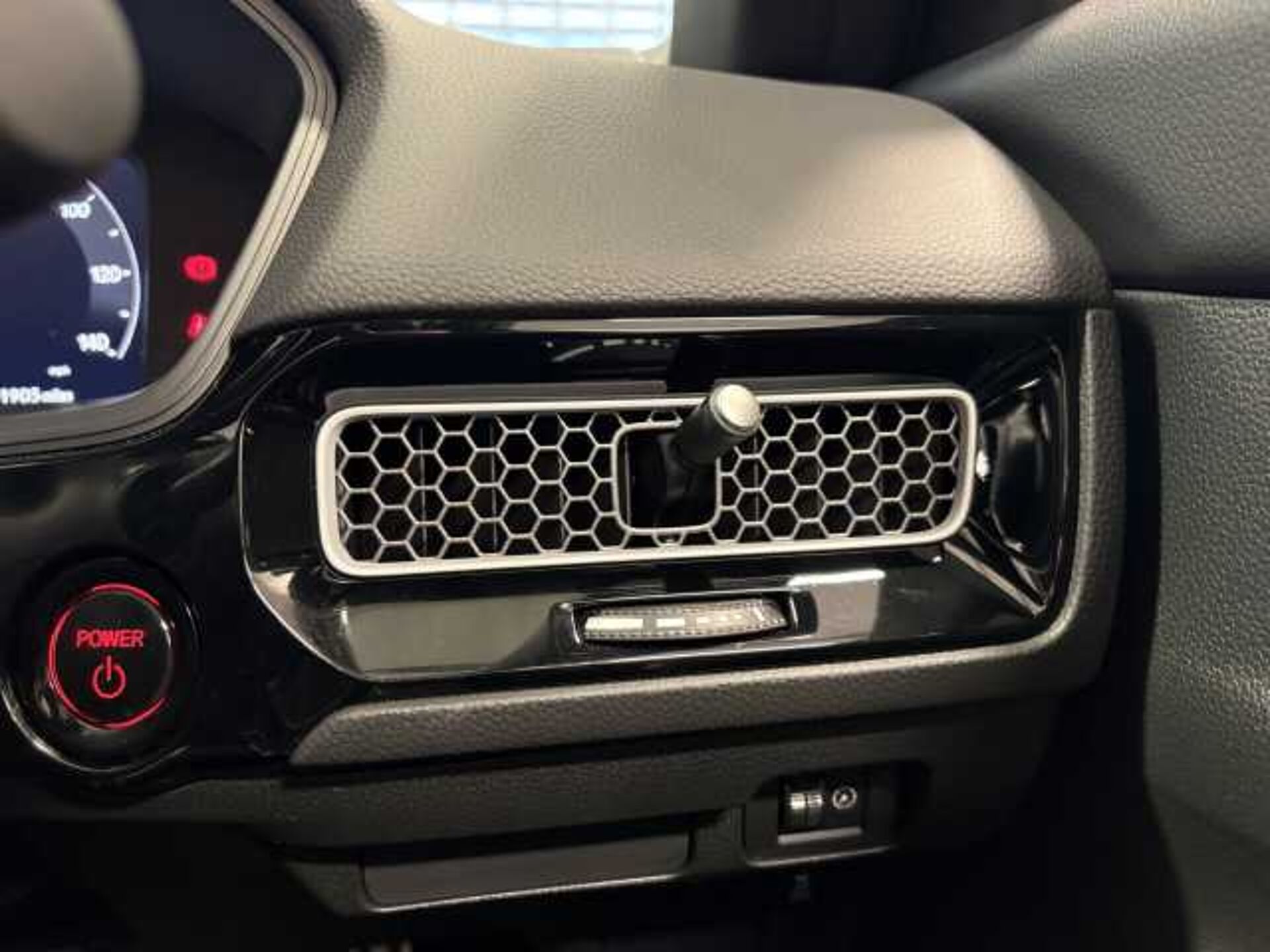 Honda Civic Hybrid 2.0 eHEV Advance 5dr CVT 