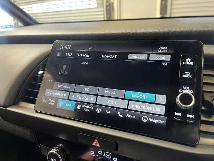 Honda Jazz Hybrid 1.5 i-MMD (122ps) Elegance eCVT 