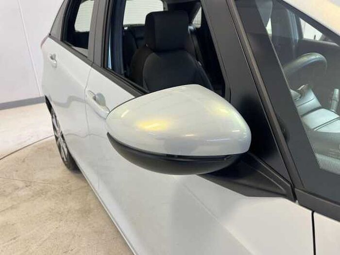 Honda Jazz Hybrid 1.5 i-MMD (122ps) Elegance eCVT 