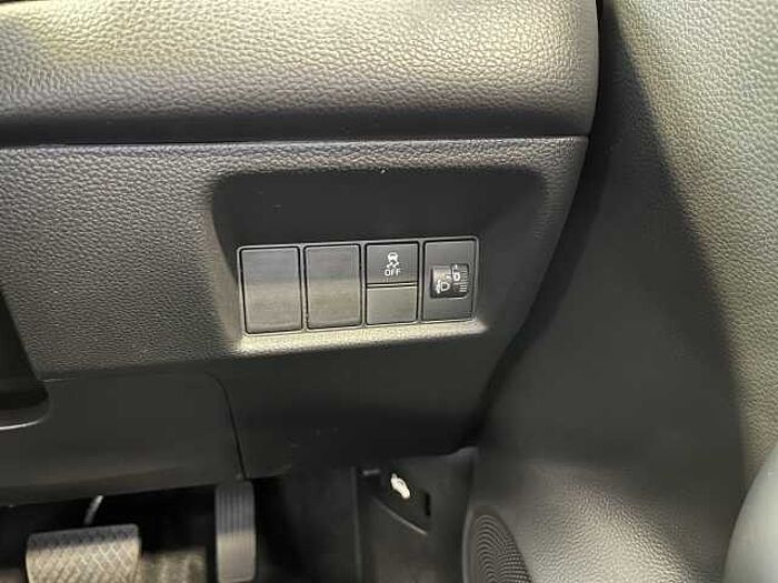 Honda Jazz Hybrid 1.5 i-MMD (122ps) Crosstar Advance eCVT 