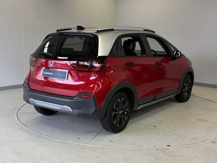 Honda Jazz Hybrid 1.5 i-MMD (122ps) Crosstar Advance eCVT 