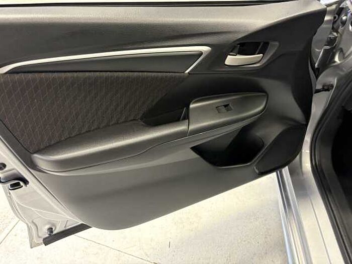 Honda Jazz 1.5 i-VTEC Sport 5dr 