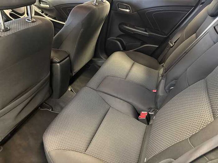 Honda Civic 1.8 i-VTEC SE Plus 5dr 