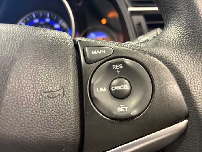 Honda Jazz 1.3 i-VTEC SE 5dr CVT 